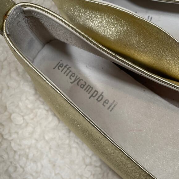 Jeffrey Campbell RARE Vionnet White Gold Pointy Toe Flats Metallic Leather 6 - Picture 3 of 8